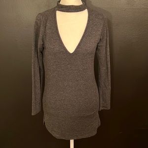 Forever 21 long sleeve v-neck